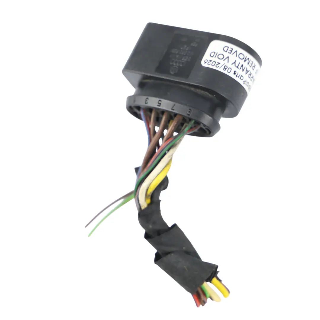 Audi A3 8V Enchufe Faro Luz Delantero Derecho - SKU 8V0941004A-2 - Número de pieza 8V0941004A