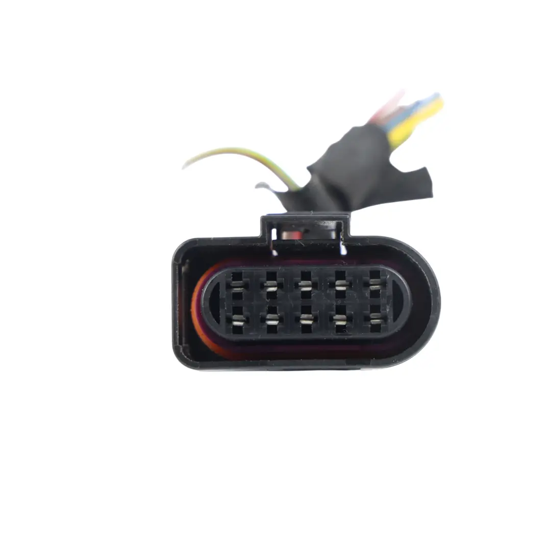 Audi A3 8V Prise Fiche Phare Avant Droit - SKU 8V0941004A-2 - Numéro de pièce 8V0941004A