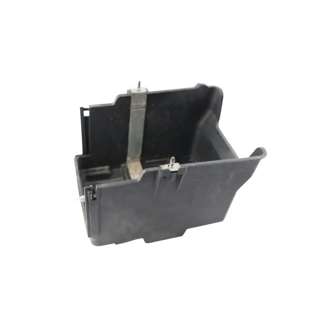 Bandeja Batería Caja Soporte Alojamiento Montaje para Ford Fiesta Mk7 con número de pieza 8V21-10723-AC Ford Fiesta Mk7 Bandeja Batería Caja Soporte Alojamiento Montaje - SKU 8V21-10723-AC - Número de pieza 8V21-10723-AC