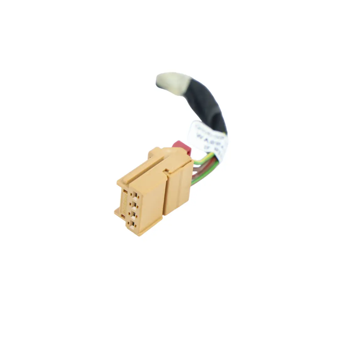 Sportback Gniazdo Wtyczka Lampy W Klapę Tylna Prawa do Audi A3 8V o numerze 8V4945076 Audi A3 8V Sportback Gniazdo Wtyczka Lampy W Klapę Tylna Prawa - SKU 8V4945076-1 - Numer Części 8V4945076