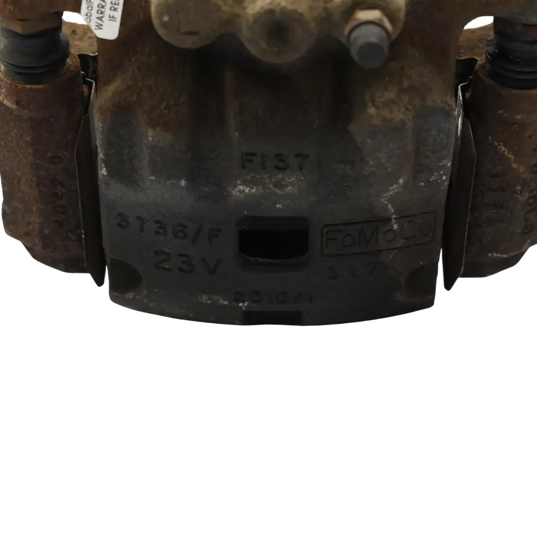 Ford Fiesta Mk7 Obudowa Zacisku Przedni Lewy 1.6 Benzyna 8V - SKU 8V512B302AB - Numer Części 8V512B302AB