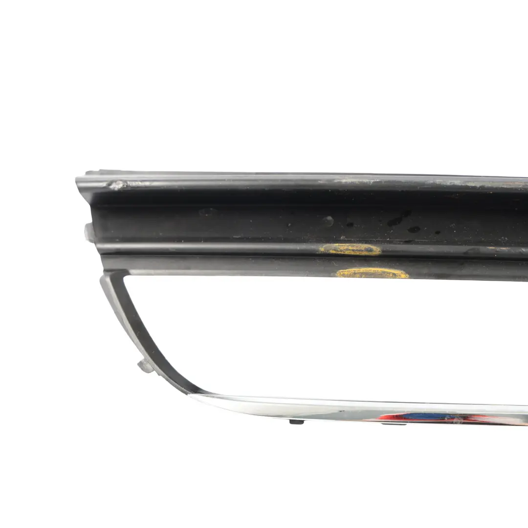 Kratka Zderzaka Przedniego Lewa do Audi RS3 o numerze 8V5807681A Audi RS3 Kratka Zderzaka Przedniego Lewa - SKU 8V5807681A - Numer Części 8V5807681A