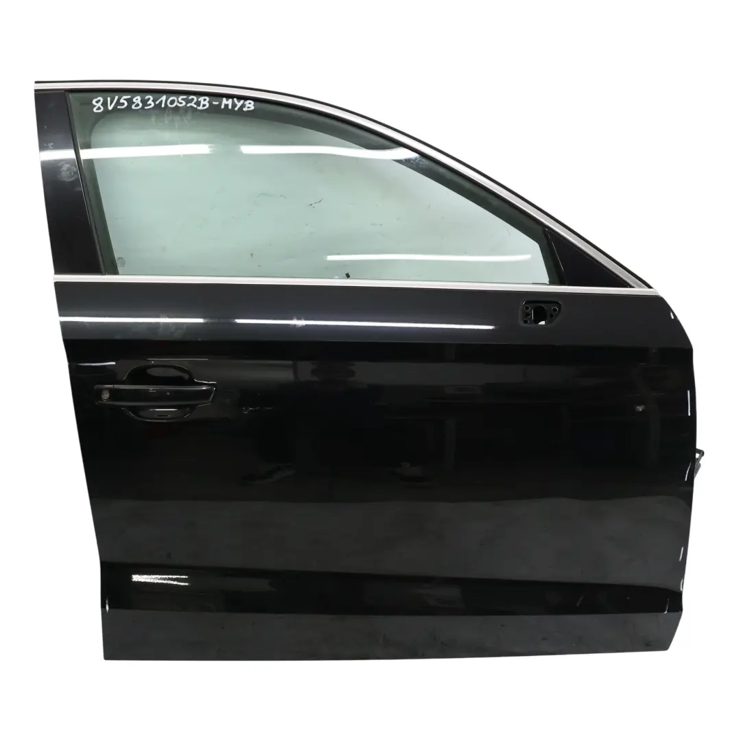 Türverkleidung Vorne Rechts Mythosschwarz Y9T für Audi A3 8V mit Teilenummer 8V5831052B Audi A3 8V Türverkleidung Vorne Rechts Mythosschwarz Y9T - SKU 8V5831052B-MYB - Teilenummer 8V5831052B