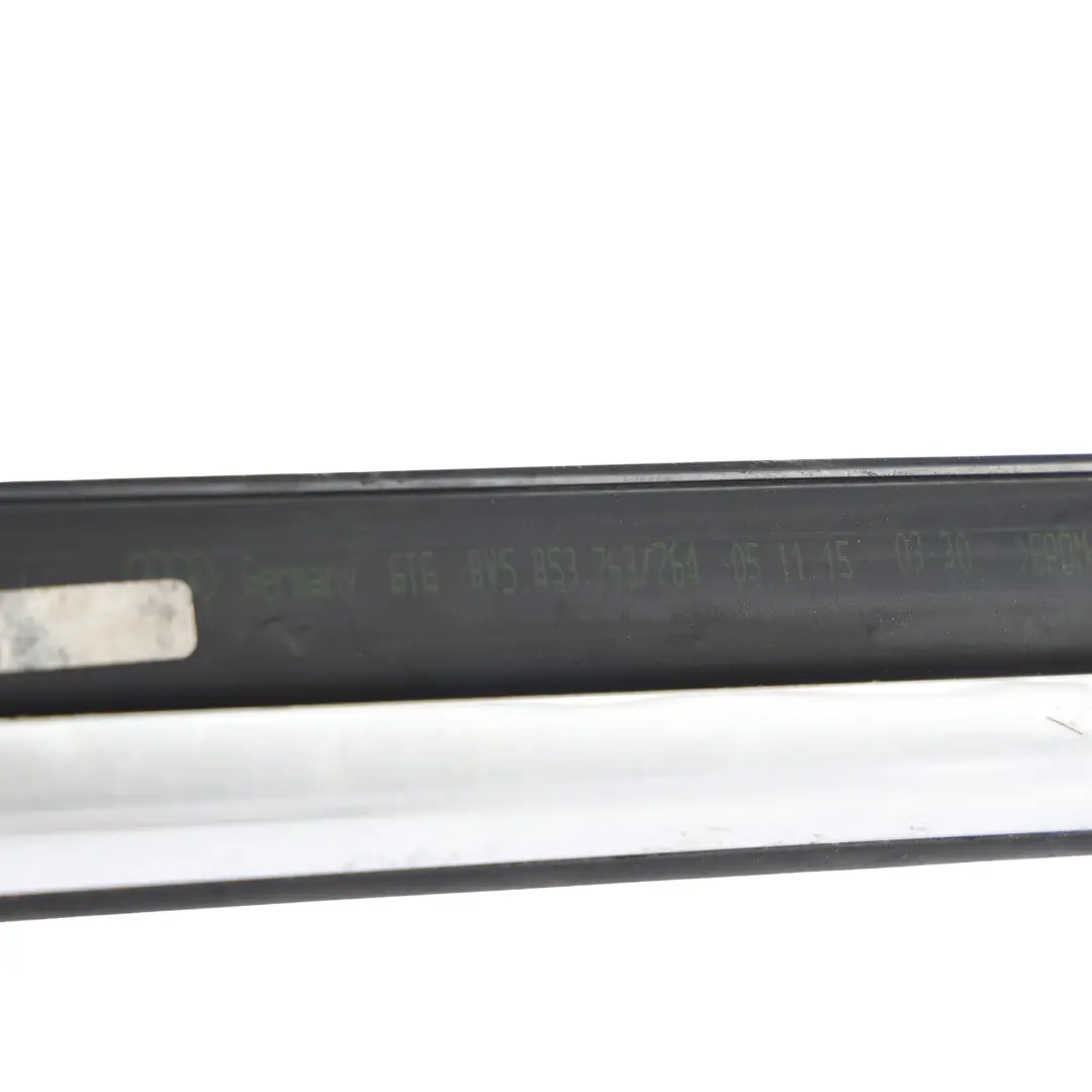 Portes Baguette Moulure Porte Chrome Arrière Gauche pour Audi A3 8V 5 à propos du numéro de pièce 8V5853763C Audi A3 8V 5 Portes Baguette Moulure Porte Chrome Arrière Gauche - SKU 8V5853763C - Numéro de pièce 8V5853763C