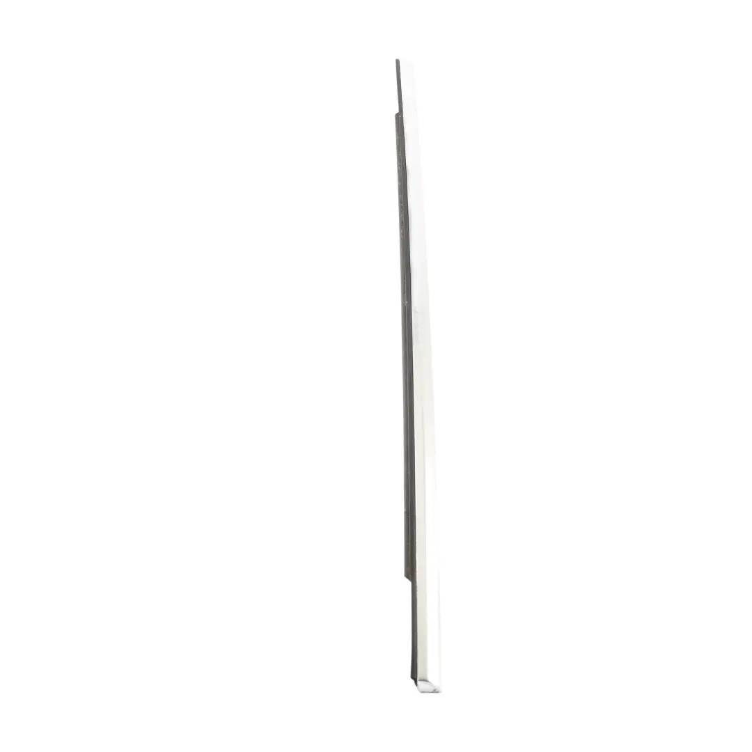 Portes Baguette Moulure Porte Chrome Arrière Gauche pour Audi A3 8V 5 à propos du numéro de pièce 8V5853763C Audi A3 8V 5 Portes Baguette Moulure Porte Chrome Arrière Gauche - SKU 8V5853763C - Numéro de pièce 8V5853763C