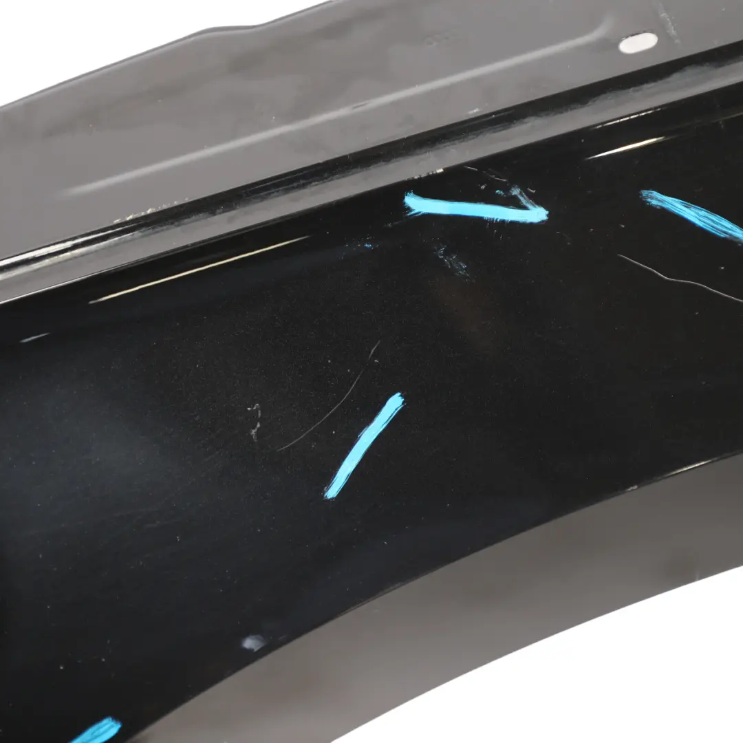 Audi A4 B9 Panel Delantero Izquierdo Guardabarros Negro Mítico Y9T - SKU 8W0821105D-MYB - Número de pieza 8W0821105D