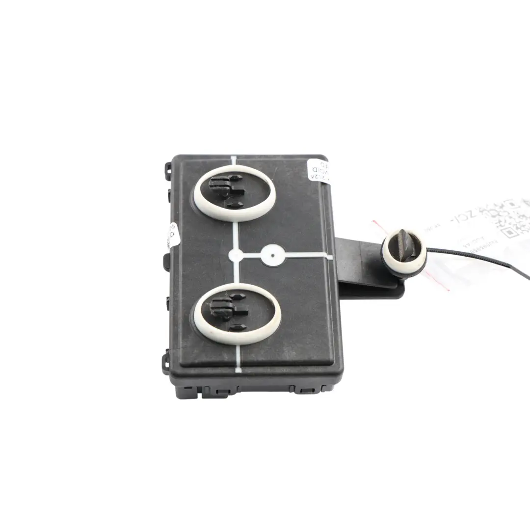 Front Door Control Module ECU Right O/S to Audi A4 B9 with Part number 8W0959593P Audi A4 B9 Front Door Control Module ECU Right O/S - SKU 8W0959593P - Part number 8W0959593P