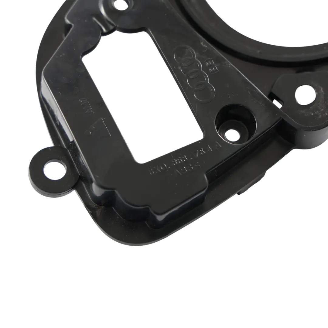 Wzmocnienie Klamki Drzwi Przednia Prawa do Audi A1 S1 8X o numerze 8X0868784A Audi A1 S1 8X Wzmocnienie Klamki Drzwi Przednia Prawa - SKU 8X0868784A - Numer Części 8X0868784A