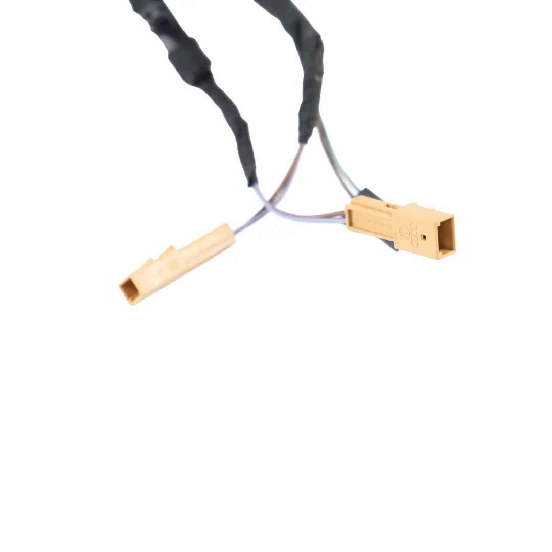 Cableado Arnés Puerta Delantero Pasajero para Audi A1 8X con número de pieza 8X0971036AA Audi A1 8X Cableado Arnés Puerta Delantero Pasajero - SKU 8X0971036AA-1 - Número de pieza 8X0971036AA