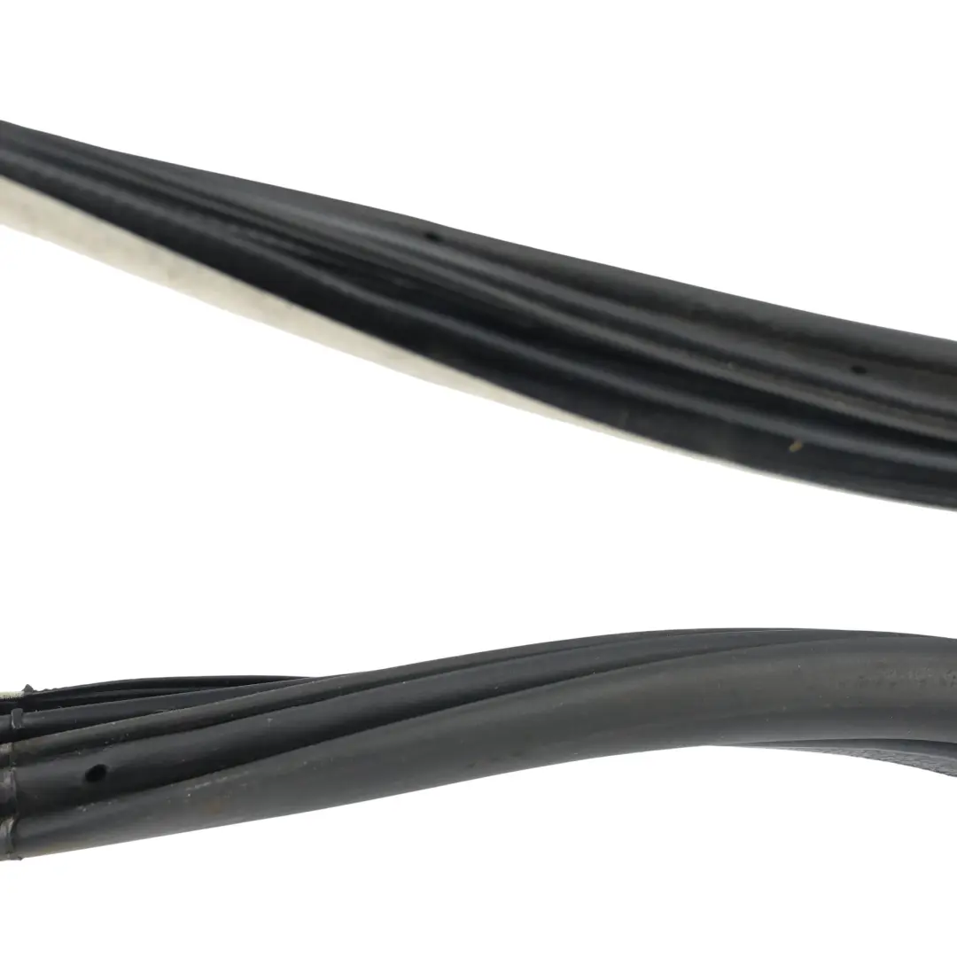 Citroën C4 Grand Picasso Front Door Seal Gasket Rubber Left Right N/O/S - SKU 902485 - Part number 902485