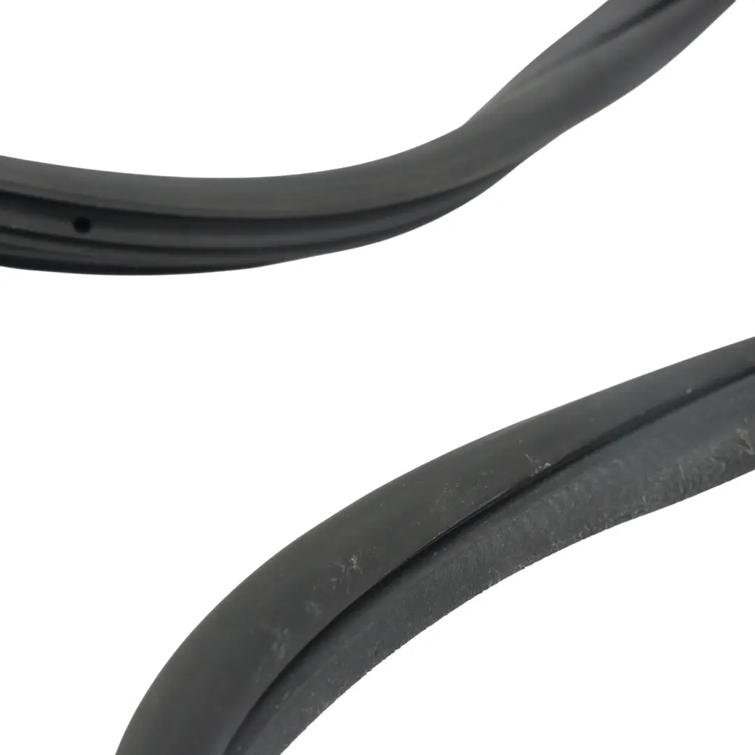 Citroën C4 Grand Picasso Rear Door Entry Seal Rubber Left Right N/O/S - SKU 9025GL - Part number 9025GL