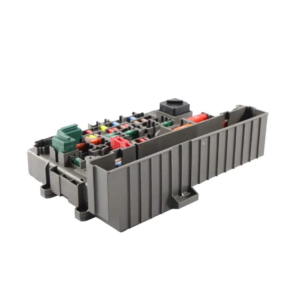 BMW E81 E87 E90 E91 Caja Fusibles Distribución Energía Delantera - SKU 9119445-2 - Número de pieza 9119445