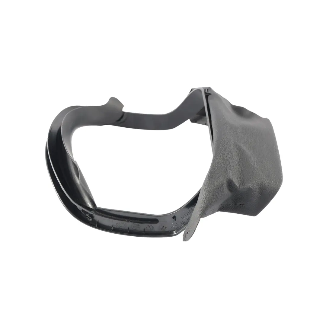 Dolna Osłona Kolumny Kierowniczej do BMW X3 F25 X4 F26 o numerze 9184121 BMW X3 F25 X4 F26 Dolna Osłona Kolumny Kierowniczej - SKU 9184121 - Numer Części 9184121