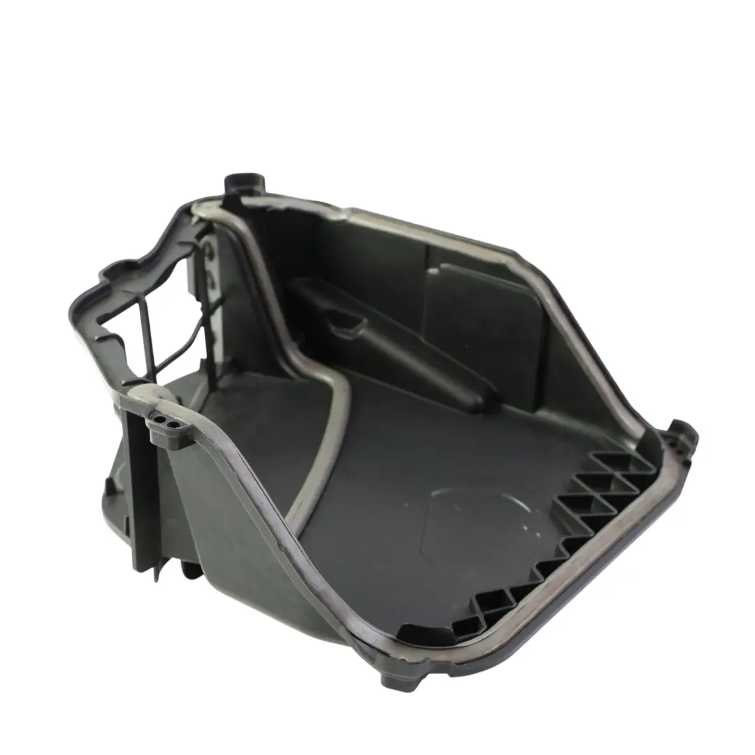 Obudowa Dmuchawy Filtra 9216223 do BMW F01 F02 F06 F07 F10 F11 F12 F13 o numerze 9188352 BMW F01 F02 F06 F07 F10 F11 F12 F13 Obudowa Dmuchawy Filtra 9216223 - SKU 9188352 - Numer Części 9188352