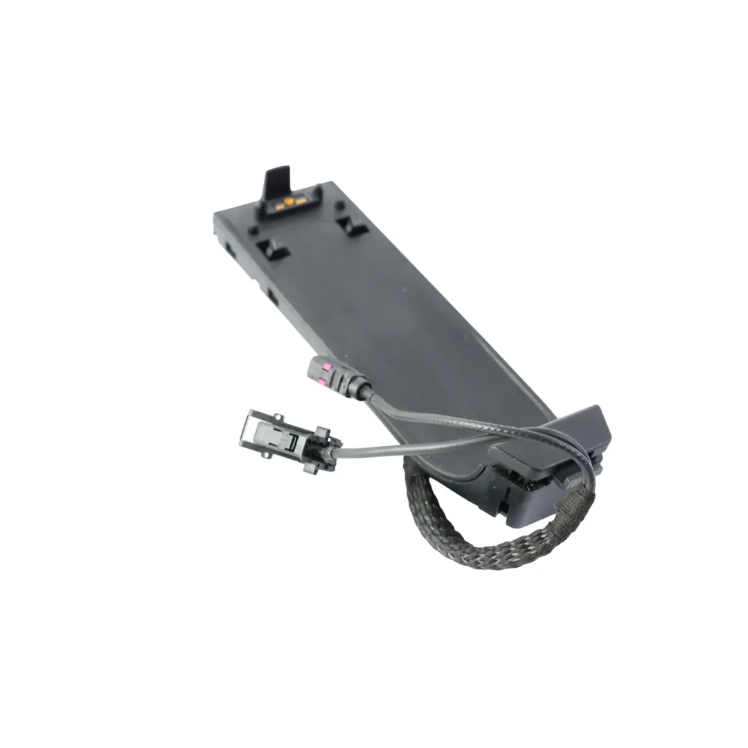 Telefon Adapter Platte Einsatz Blende für BMW F07 F10 F11 mit Teilenummer 9215827 BMW F07 F10 F11 Telefon Adapter Platte Einsatz Blende - SKU 9215827-1 - Teilenummer 9215827