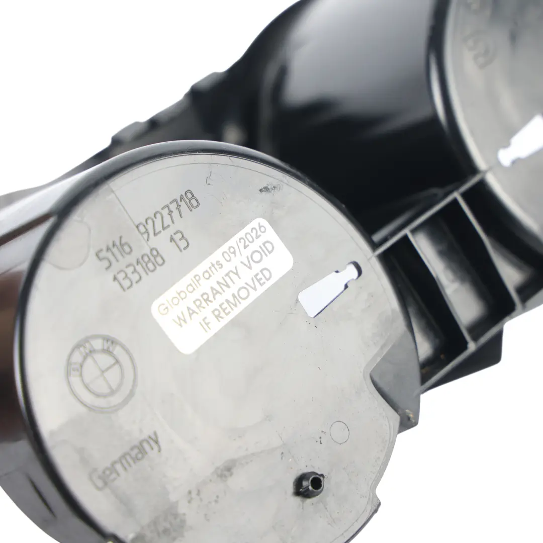 Mittelkonsole Getränkehalter Einsatz Abdeckung für BMW F06 F12 F13 mit Teilenummer 9227718 BMW F06 F12 F13 Mittelkonsole Getränkehalter Einsatz Abdeckung - SKU 9227718 - Teilenummer 9227718