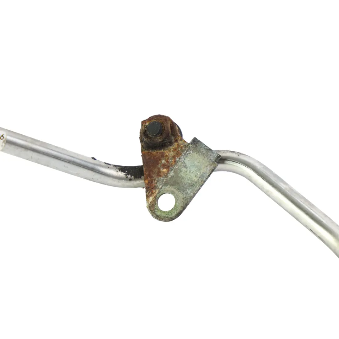 Przewód Oleju Cylindry 5-8 4.5 Benzyna do Porsche Cayenne 9PA o numerze 94810707753 Porsche Cayenne 9PA Przewód Oleju Cylindry 5-8 4.5 Benzyna - SKU 94810707753 - Numer Części 94810707753