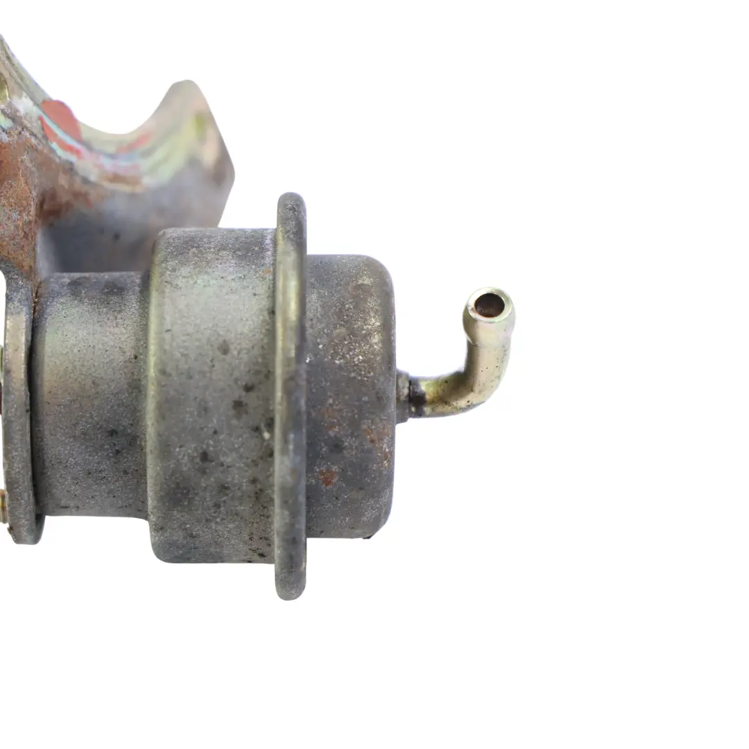 Siłownik Turbosprężarki 4.5 Benzynowy do Porsche Cayenne 9PA o numerze 94812301656 Porsche Cayenne 9PA Siłownik Turbosprężarki 4.5 Benzynowy - SKU 94812301656-3 - Numer Części 94812301656
