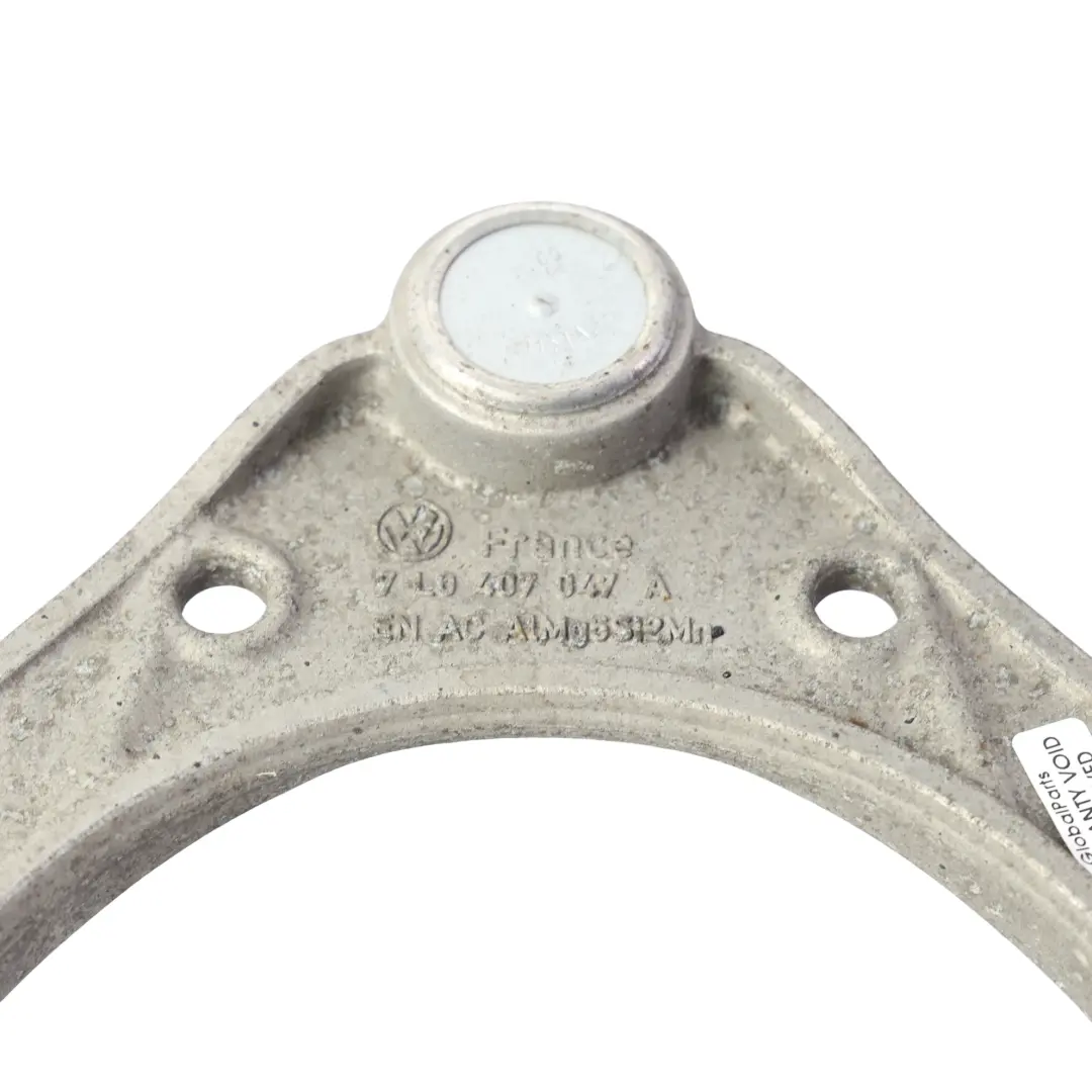 Porsche Cayenne 9PA Bras de Suspension Supérieur Avant - SKU 95534102700 - Numéro de pièce 7L0407047A