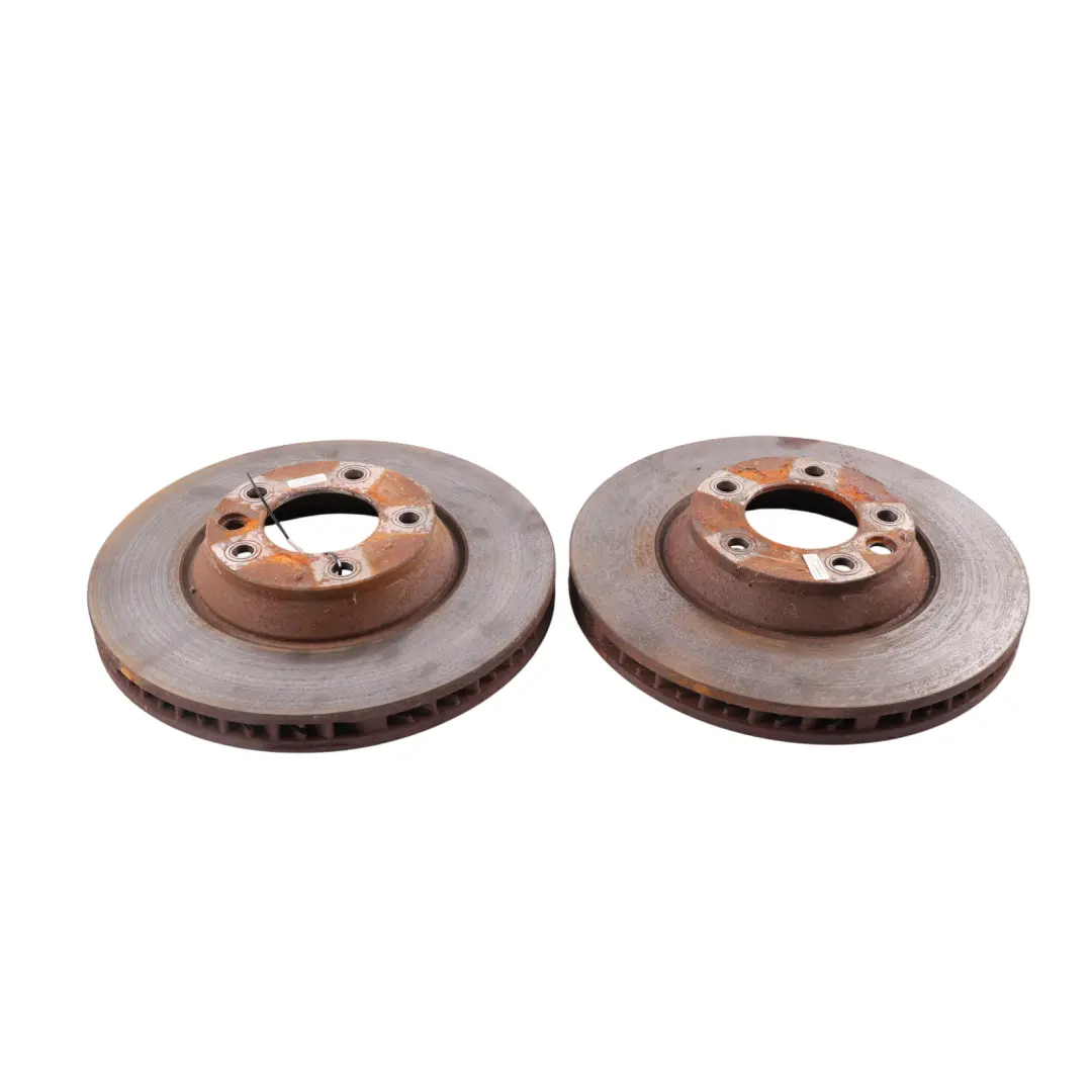 Front Brake Disc Left Right N/O/S 95535140250 to Porsche Cayenne 9PA with Part number 95535140150 Porsche Cayenne 9PA Front Brake Disc Left Right N/O/S 95535140250 - SKU 95535140150 - Part number 95535140150