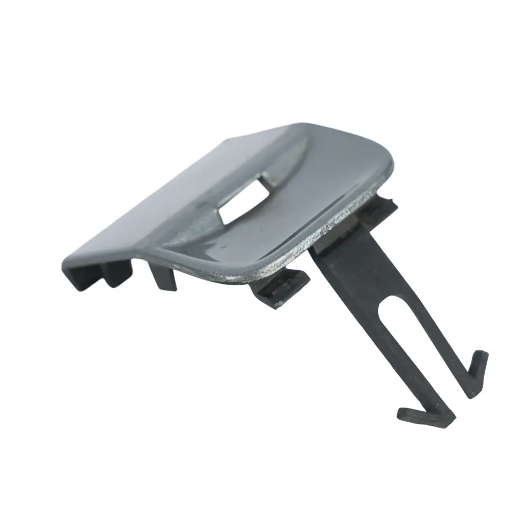Copertura Gancio Traino Paraurti Posteriore Sinistra D7Z per Porsche Cayenne 9PA con numero di parte 95550544900-SAL Porsche Cayenne 9PA Copertura Gancio Traino Paraurti Posteriore Sinistra D7Z - SKU 95550544900-SAL - Numero di parte 95550544900-SAL