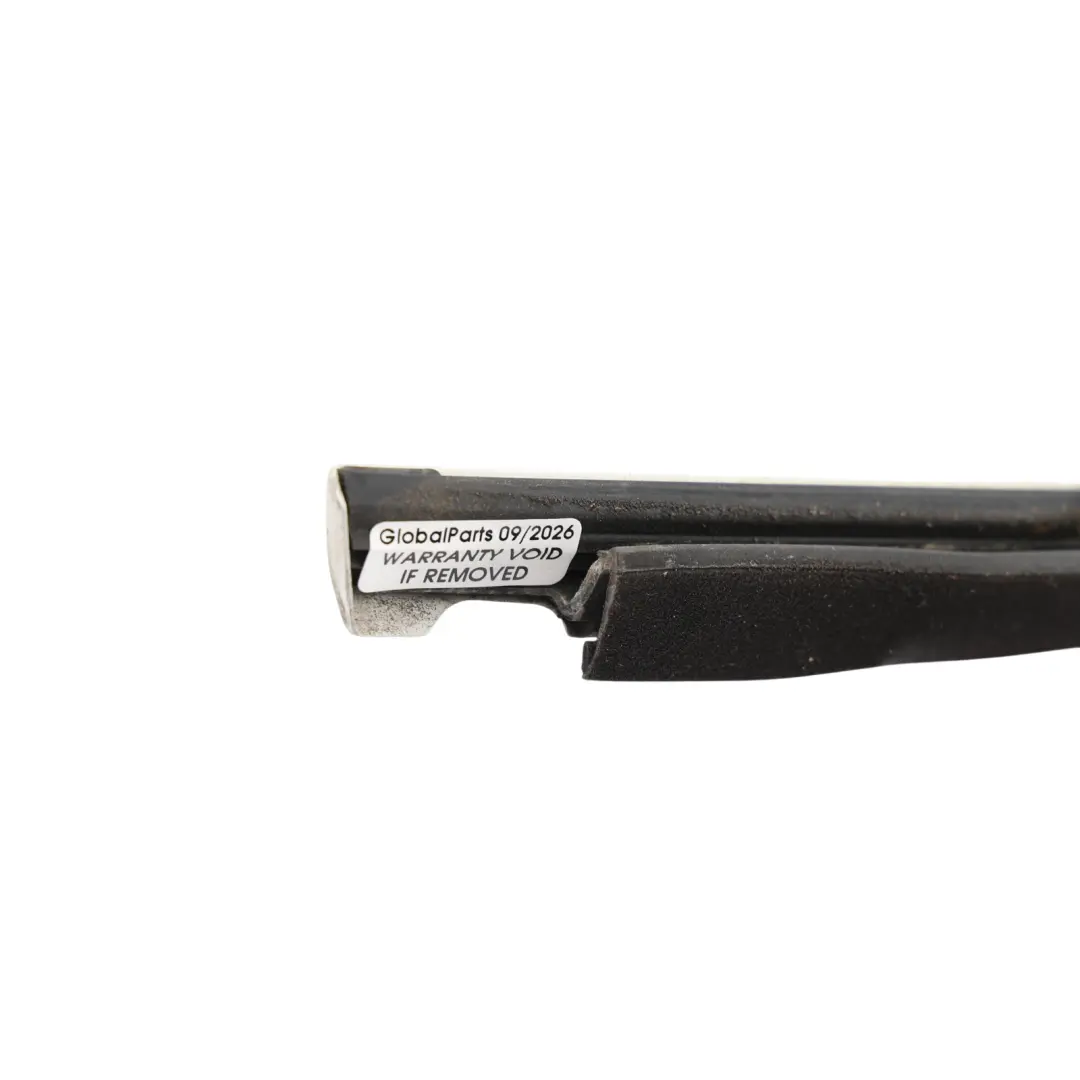 Window Aperture Seal Strip Left N/S to Porsche Cayenne 9PA with Part number 95553147100 Porsche Cayenne 9PA Window Aperture Seal Strip Left N/S - SKU 95553147100 - Part number 95553147100