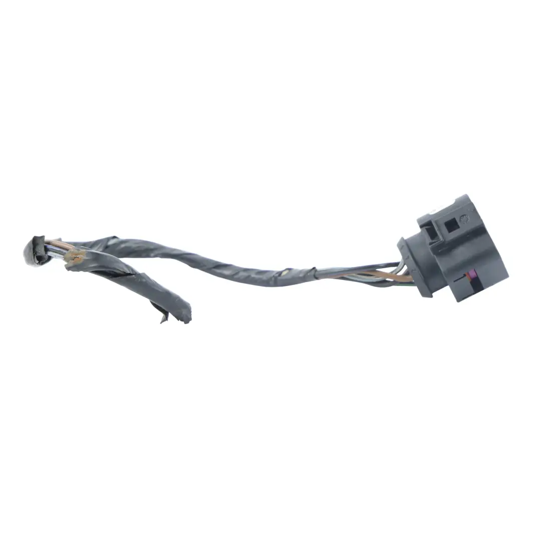 Lampa Tylna Prawa Wiązka Przewodów do Porsche Cayenne 9PA o numerze 95563148602 Porsche Cayenne 9PA Lampa Tylna Prawa Wiązka Przewodów - SKU 95563148602-2 - Numer Części 95563148602