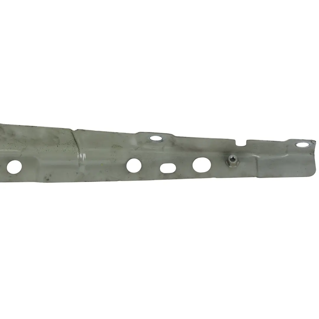 Wing Guide Bracket Front Right O/S Jet Meteor Grey - M7W to Porsche Cayenne 92A with Part number 95850352000 Porsche Cayenne 92A Wing Guide Bracket Front Right O/S Jet Meteor Grey - M7W - SKU 95850352000-MET - Part number 95850352000