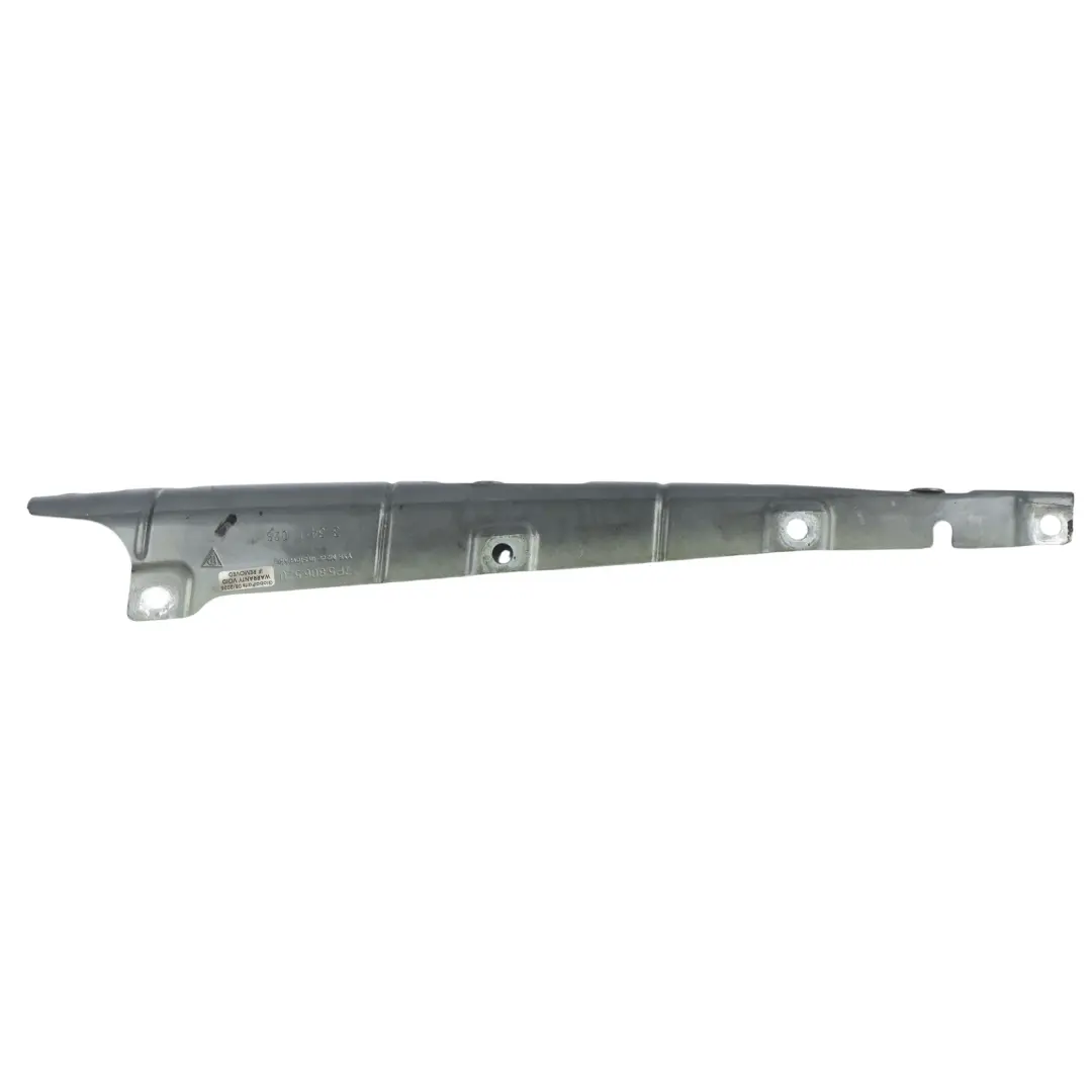 Porsche Cayenne 92A Wing Guide Bracket Front Right O/S Jet Meteor Grey - M7W - SKU 95850352000-MET - Part number 95850352000