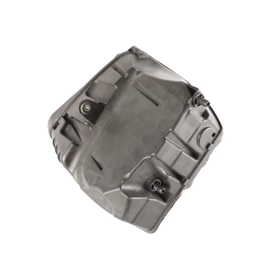 Intake Filter Box Housing CNCC 2.0 TFSI Petrol to Porsche Macan 95B Air with Part number 95B129601F Porsche Macan 95B Air Intake Filter Box Housing CNCC 2.0 TFSI Petrol - SKU 95B129601F - Part number 95B129601F