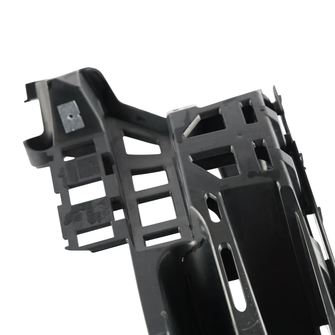 Bumper Bracket Right O/S to Porsche Macan 95B Rear with Part number 95B807484 Porsche Macan 95B Rear Bumper Bracket Right O/S - SKU 95B807484 - Part number 95B807484