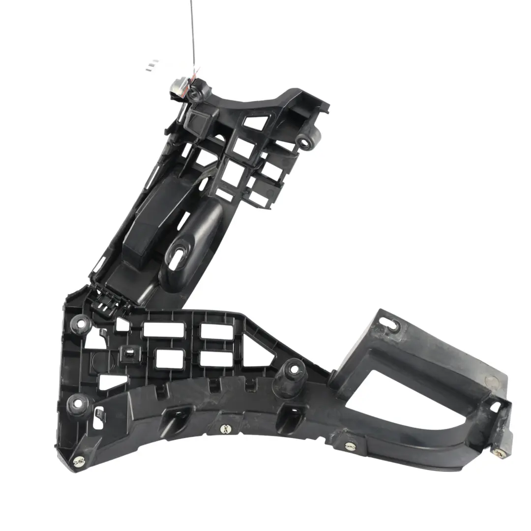 Bumper Bracket Right O/S to Porsche Macan 95B Rear with Part number 95B807484 Porsche Macan 95B Rear Bumper Bracket Right O/S - SKU 95B807484 - Part number 95B807484