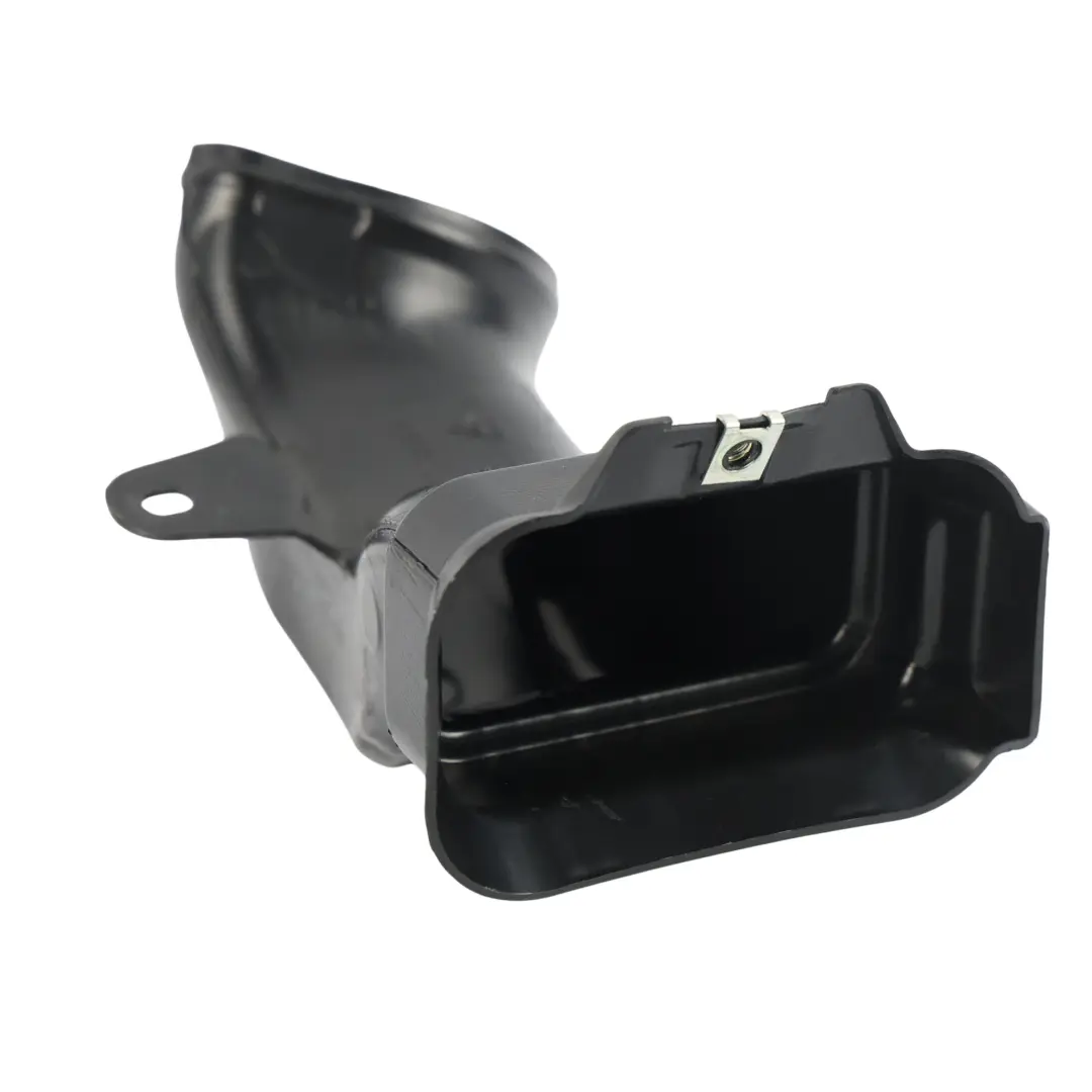 Porsche Macan 95B Air Conditioning Vent Guide Duct Line Hose Left N/S - SKU 95B819725A - Part number 95B819725A