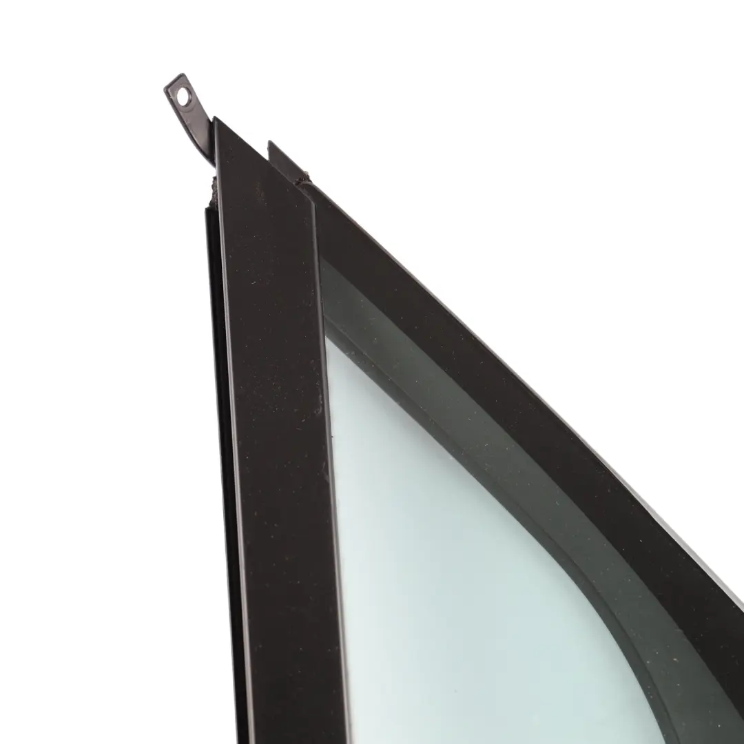 Door Fixed Window Glass Quarter AS2 Front Right O/S to Porsche Macan 95B with Part number 95B845114C Porsche Macan 95B Door Fixed Window Glass Quarter AS2 Front Right O/S - SKU 95B845114C - Part number 95B845114C