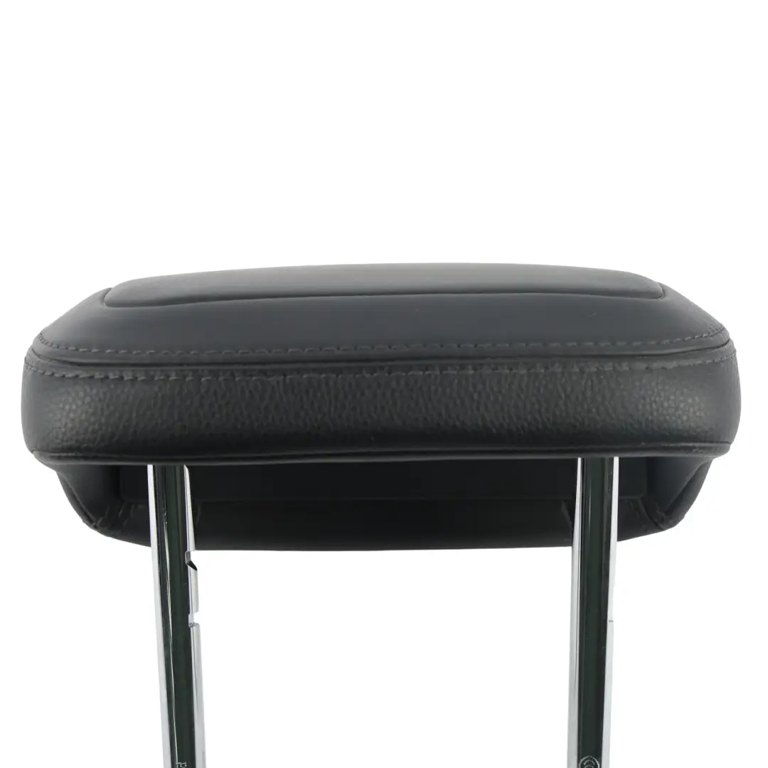 Porsche Macan 95B Poggiatesta Sedile Posteriore Centrale - SKU 95B885900A - Numero di parte 95B885900A