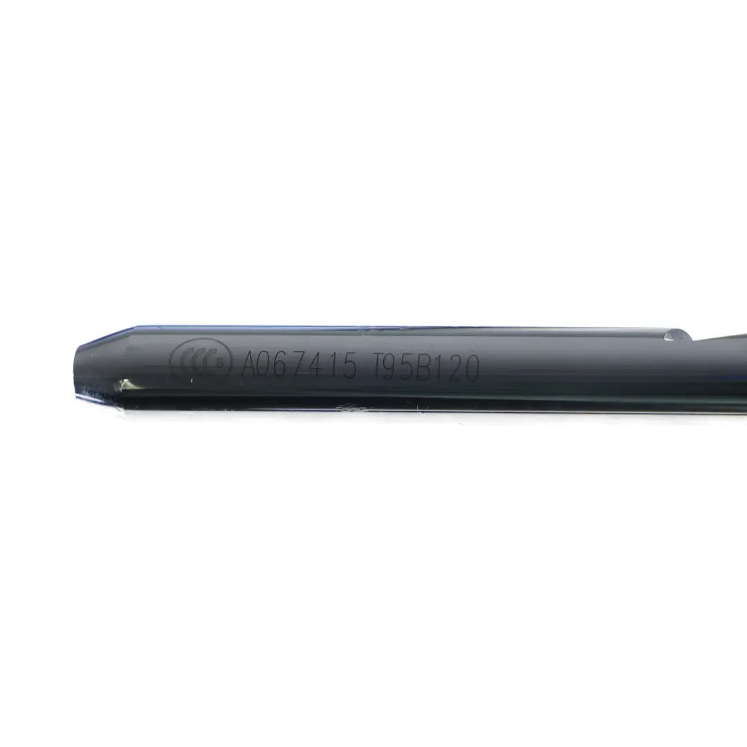 Headrest Left Right O/S Leather Black to Porsche Macan 95B Rear Seat with Part number 95B885901A Porsche Macan 95B Rear Seat Headrest Left Right O/S Leather Black - SKU 95B885901A - Part number 95B885901A