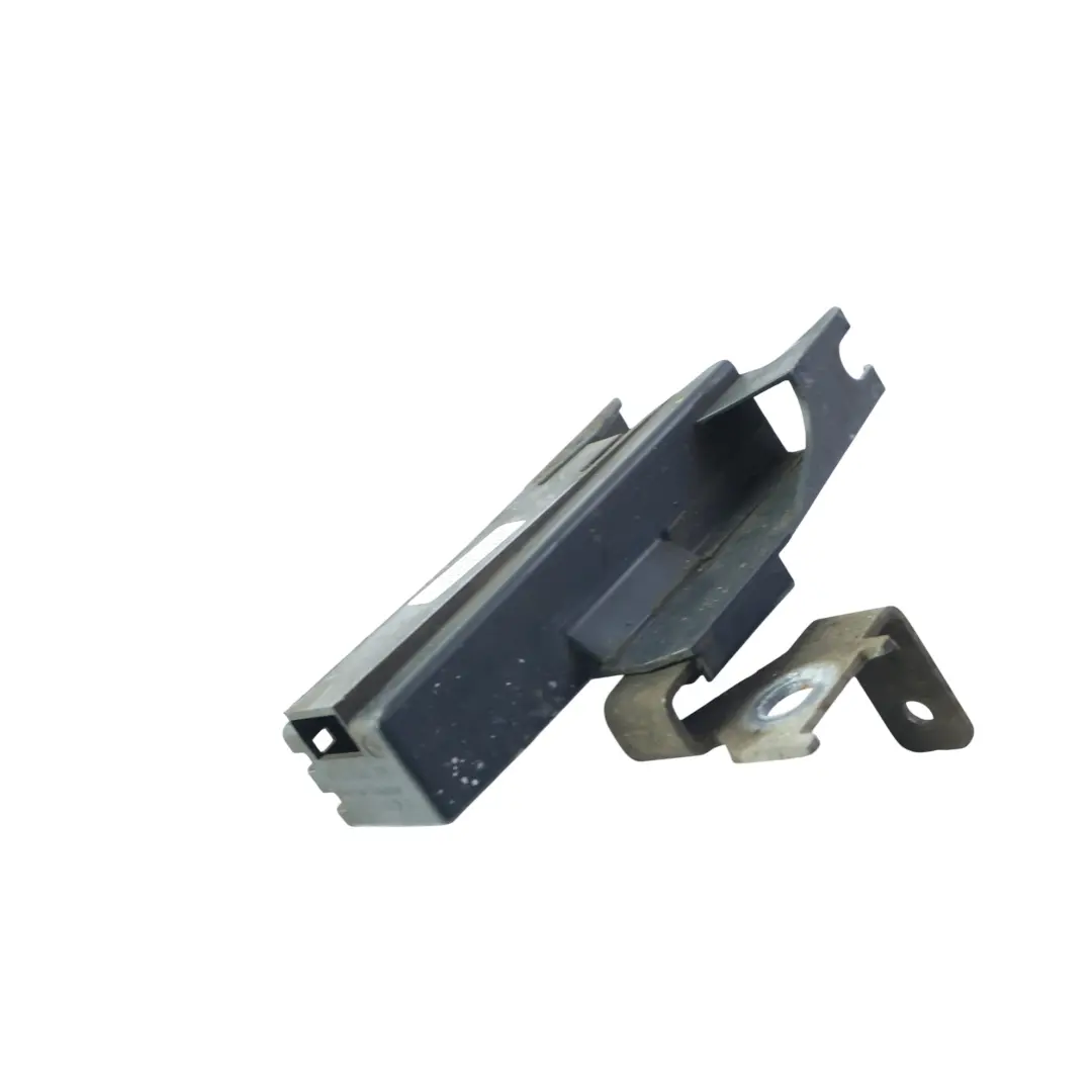 Porsche Cayenne 92A Reifendrucksensor Halterung - SKU 95B907324B - Teilenummer 95B907324B