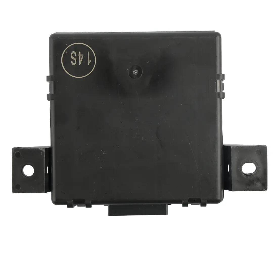 Gateway Control Unit Module ECU to Porsche Macan 95B with Part number 95B907530F Porsche Macan 95B Gateway Control Unit Module ECU - SKU 95B907530F - Part number 95B907530F
