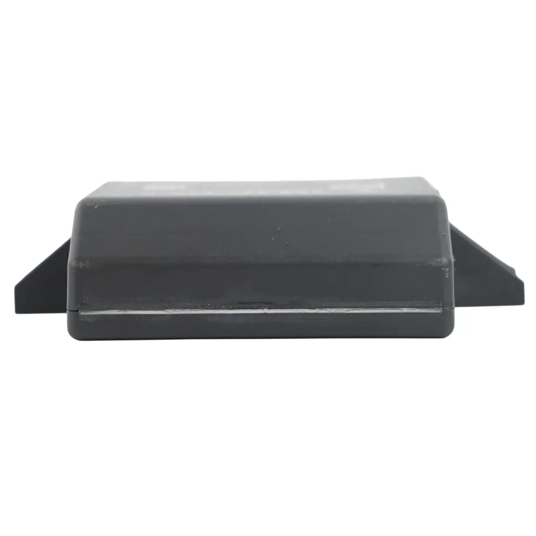 Gateway Control Unit Module ECU to Porsche Macan 95B with Part number 95B907530F Porsche Macan 95B Gateway Control Unit Module ECU - SKU 95B907530F - Part number 95B907530F