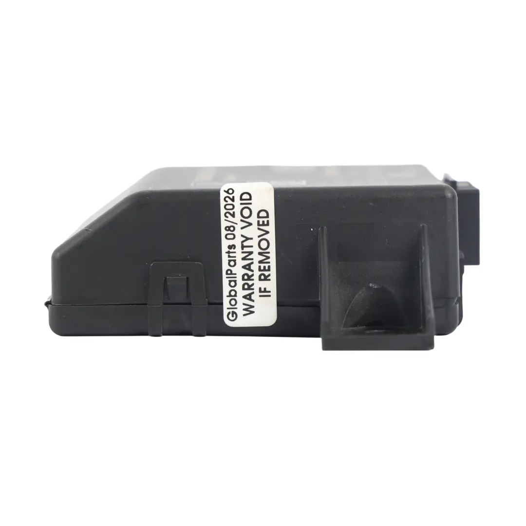 Gateway Control Unit Module ECU to Porsche Macan 95B with Part number 95B907530F Porsche Macan 95B Gateway Control Unit Module ECU - SKU 95B907530F - Part number 95B907530F