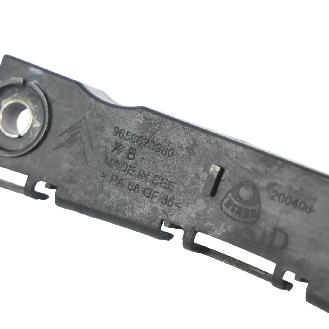 Citroën C4 Grand Picasso Front Fender Mount Bracket Support Right O/S - SKU 9656670980 - Part number 9656670980
