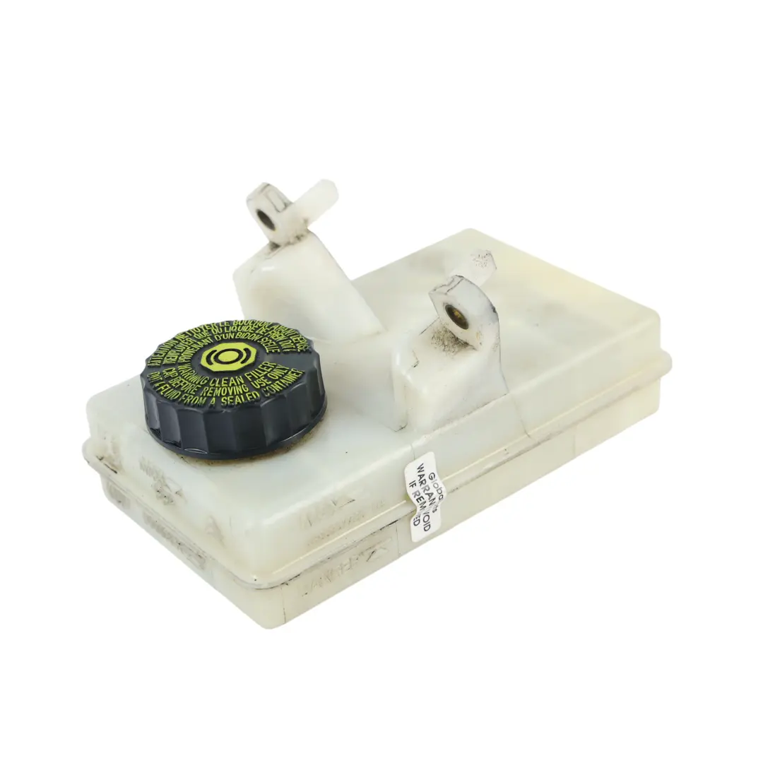 Brake Servo Fuild Tank Reservoir to Citroën C4 Grand Picasso with Part number 9680907780 Citroën C4 Grand Picasso Brake Servo Fuild Tank Reservoir - SKU 9680907780 - Part number 9680907780