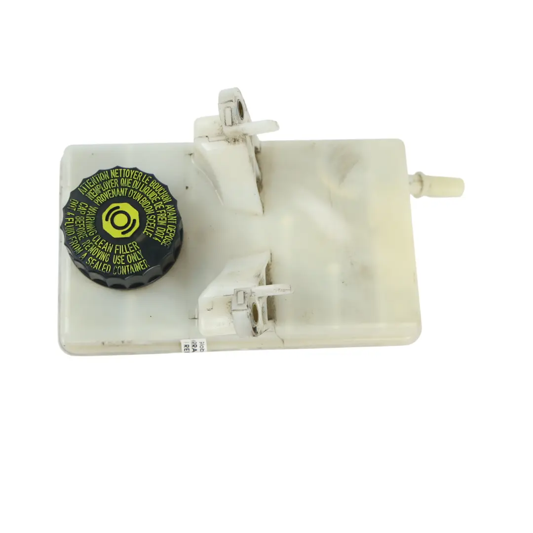 Citroen C4 Grand Picasso Zbiornik Płynu Hamulcowego do o numerze 9680907780 Citroen C4 Grand Picasso Zbiornik Płynu Hamulcowego - SKU 9680907780 - Numer Części 9680907780