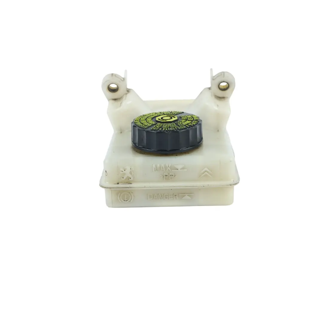 Brake Servo Fuild Tank Reservoir to Citroën C4 Grand Picasso with Part number 9680907780 Citroën C4 Grand Picasso Brake Servo Fuild Tank Reservoir - SKU 9680907780 - Part number 9680907780