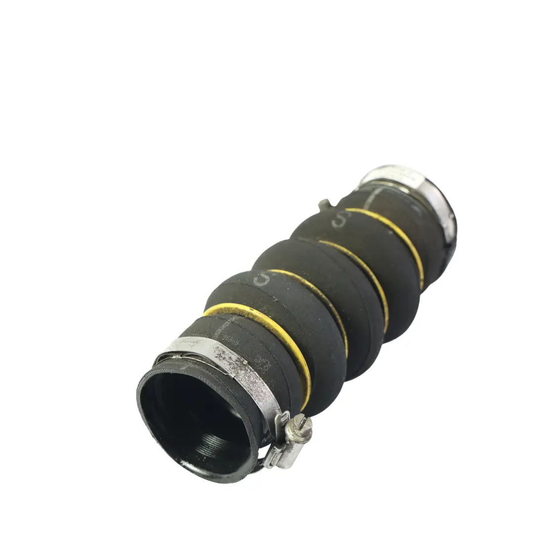 Citroën C4 Picasso Peugeot 3008 Tuyau Échangeur Turbo 1.6 HDi - SKU 9686000180 - Numéro de pièce 9686000180