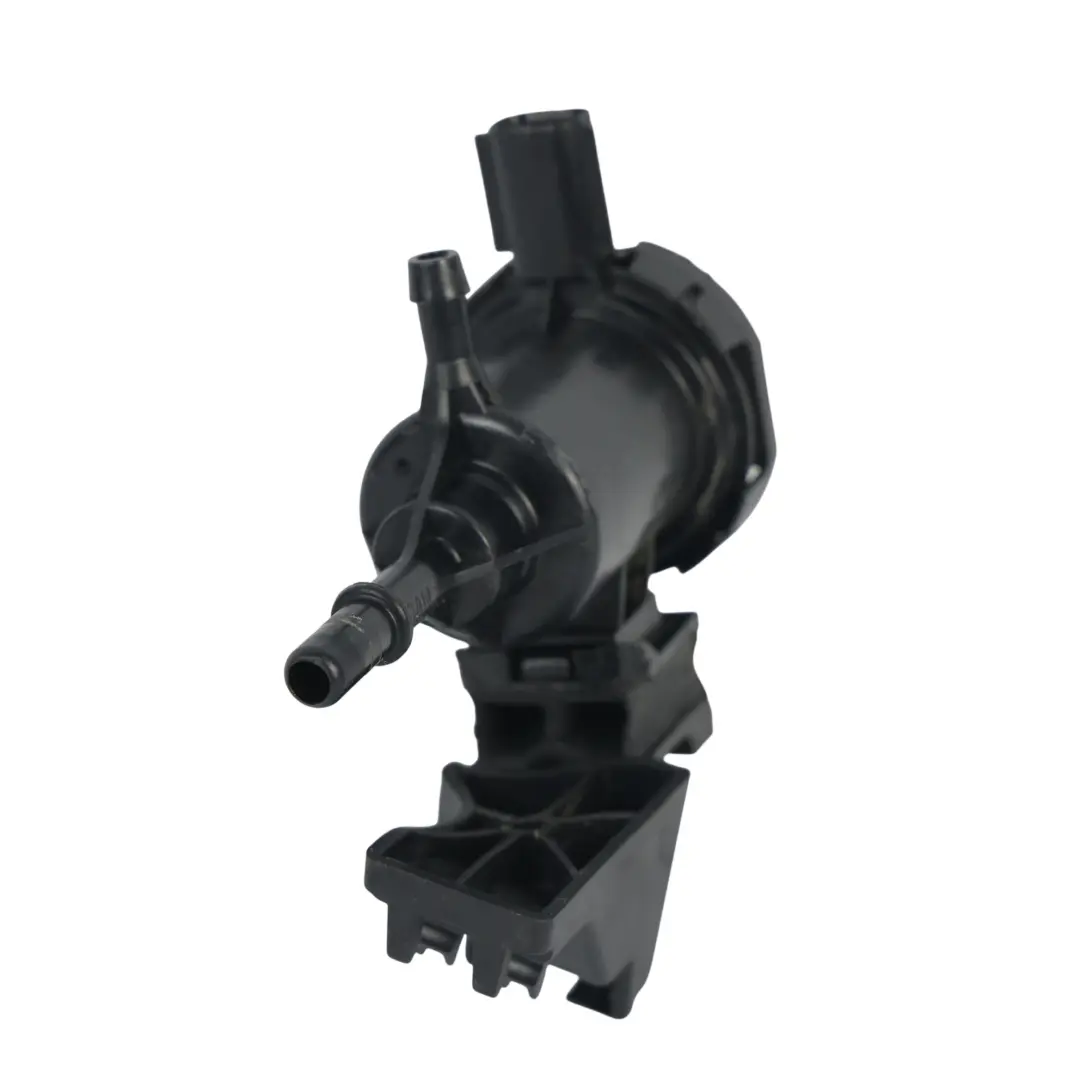 Válvula Solenoide de Vacío AMG para Mercedes W204 W212 con número de pieza A0014760532 Mercedes W204 W212 Válvula Solenoide de Vacío AMG - SKU A0014760532-3 - Número de pieza A0014760532