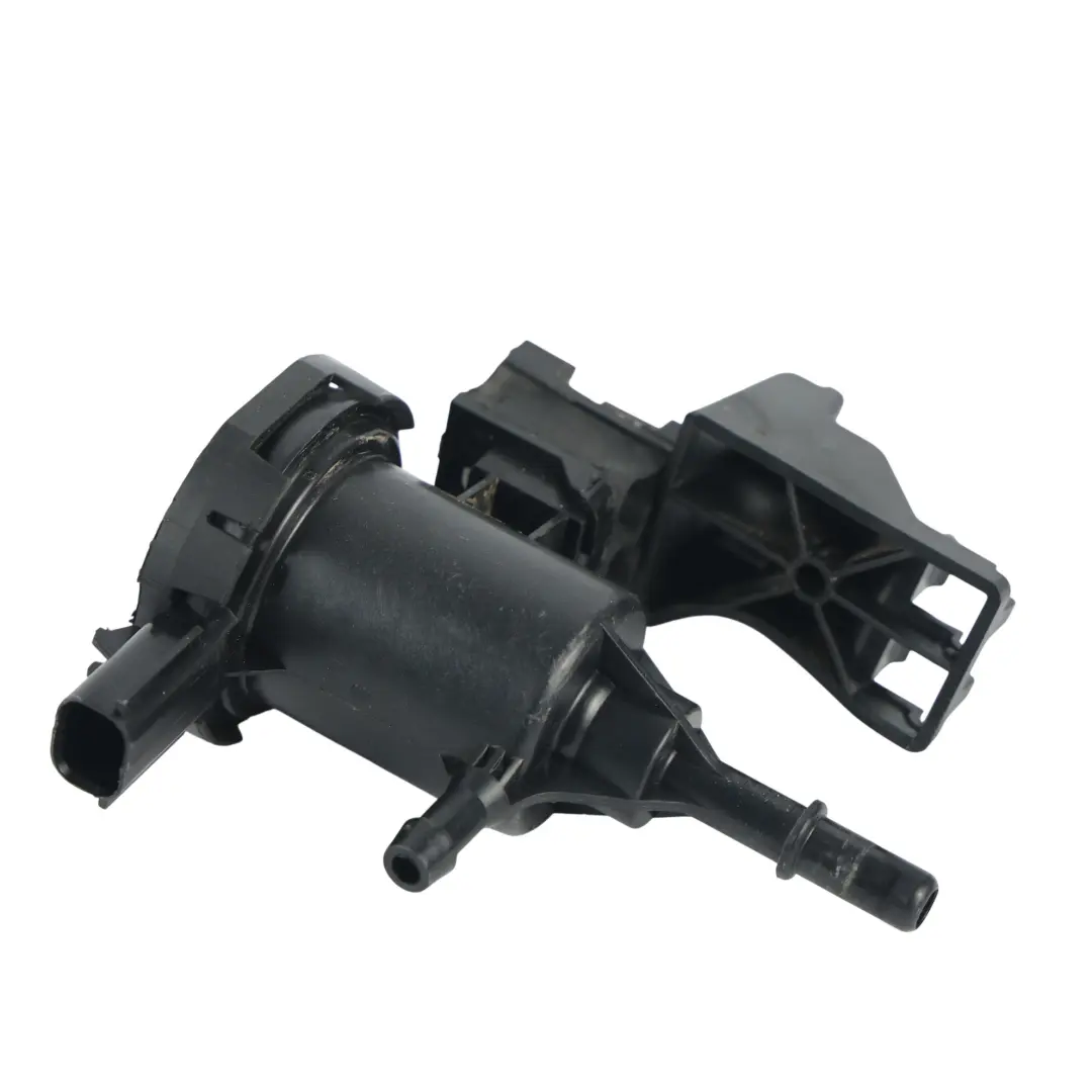 Mercedes W204 W212 Válvula Solenoide de Vacío AMG - SKU A0014760532-3 - Número de pieza A0014760532