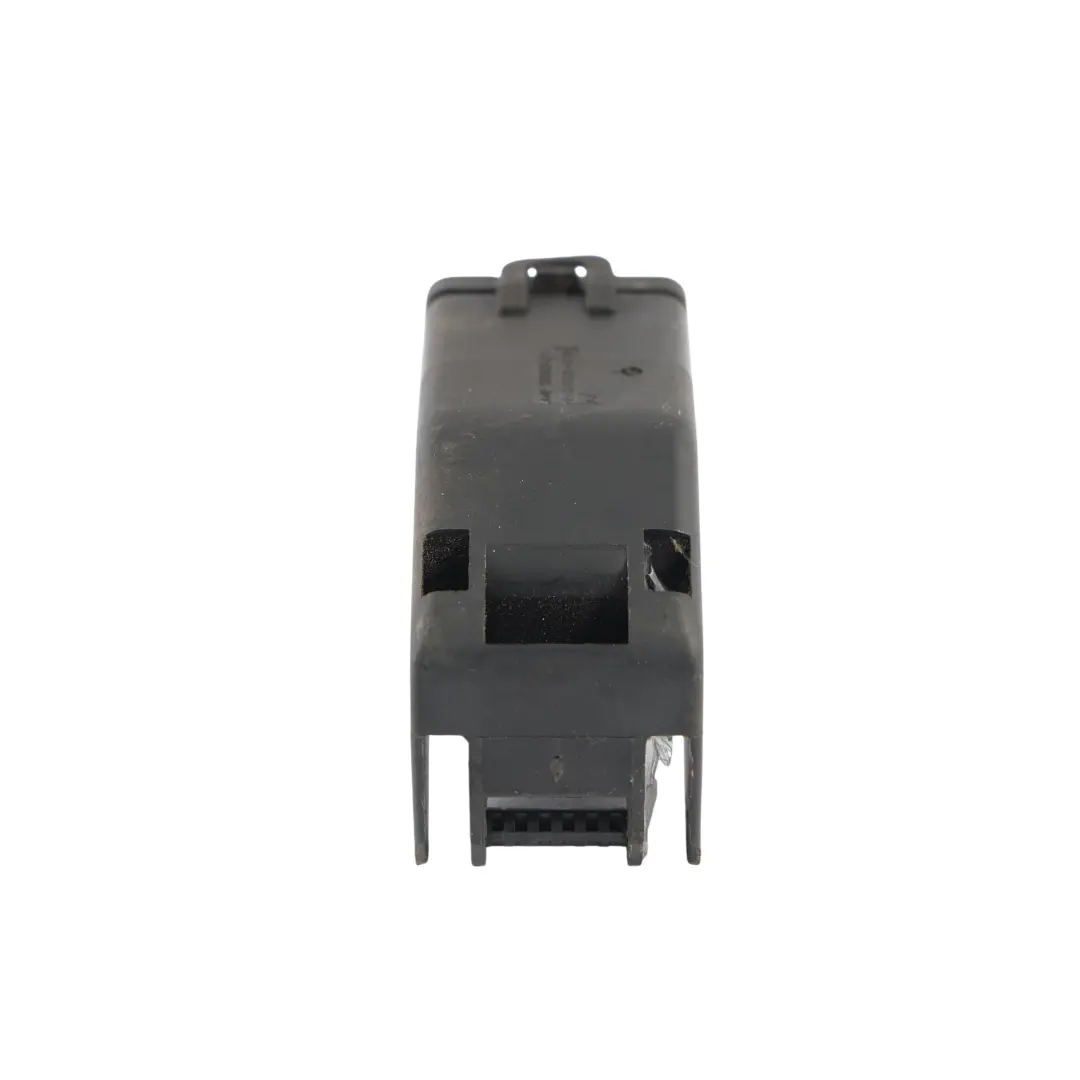Cache Faisceau de Câblage Pompe ABS pour Mercedes W204 à propos du numéro de pièce A0095404981 Mercedes W204 Cache Faisceau de Câblage Pompe ABS - SKU A0095404981 - Numéro de pièce A0095404981