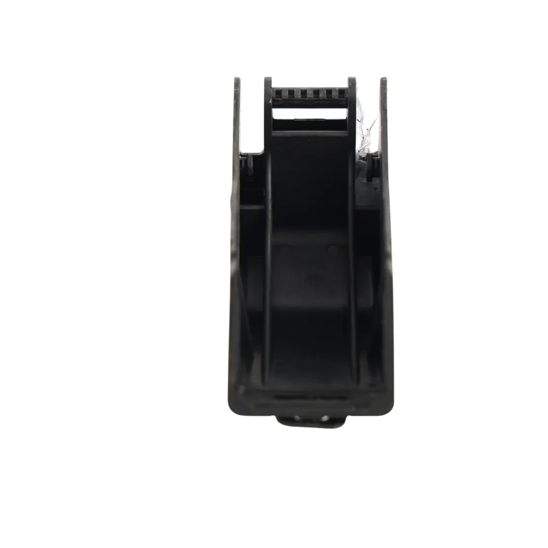 ABS Pump Wiring Loom Harness Cover Trim Cap to Mercedes W204 with Part number A0095404981 Mercedes W204 ABS Pump Wiring Loom Harness Cover Trim Cap - SKU A0095404981 - Part number A0095404981