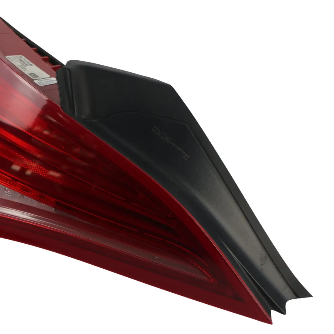 Feu Arrière LED Gauche pour Mercedes C117 à propos du numéro de pièce A1179062500 Mercedes C117 Feu Arrière LED Gauche - SKU A1179062500 - Numéro de pièce A1179062500